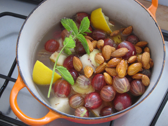 stewed fruit